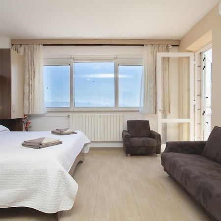 Guest House Lovric Lumbarda Camera foto