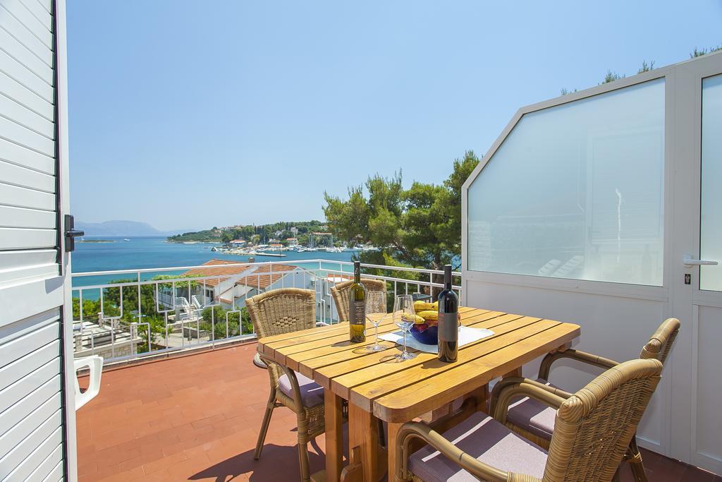 Guest House Lovric Lumbarda Camera foto